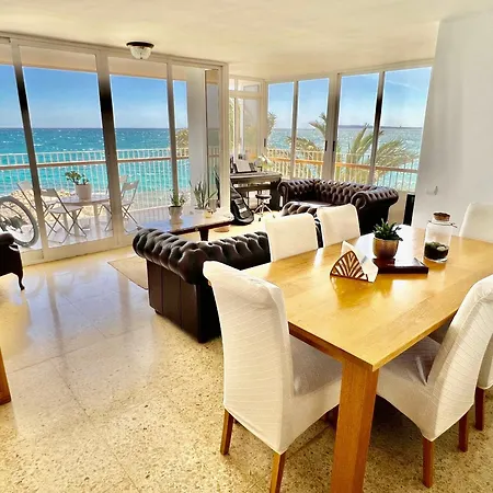 3br - Beachfront Balcony Haven * Alicante