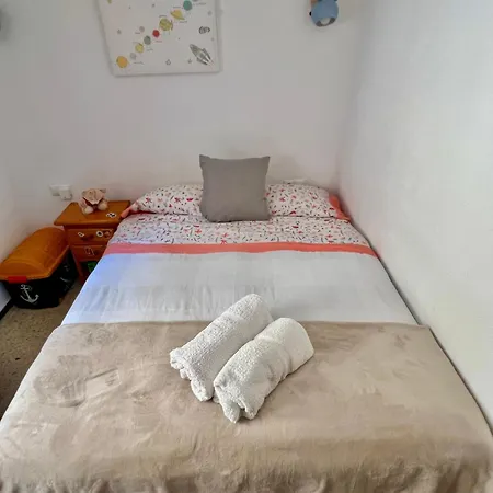 3br - Beachfront Balcony Haven Apartament Alicante